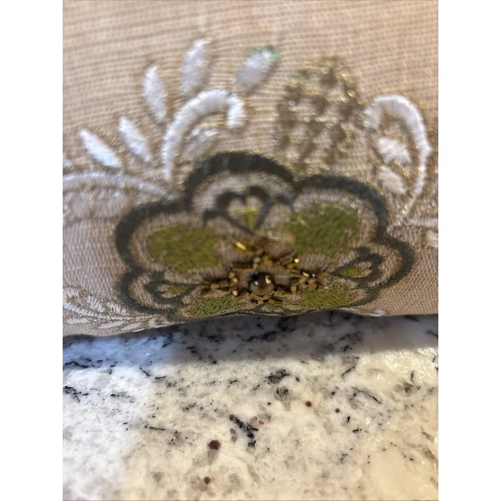 Pier 1 Imports Beaded Embroidered Ornaments Snowflakes Throw Pillow Christmas‎